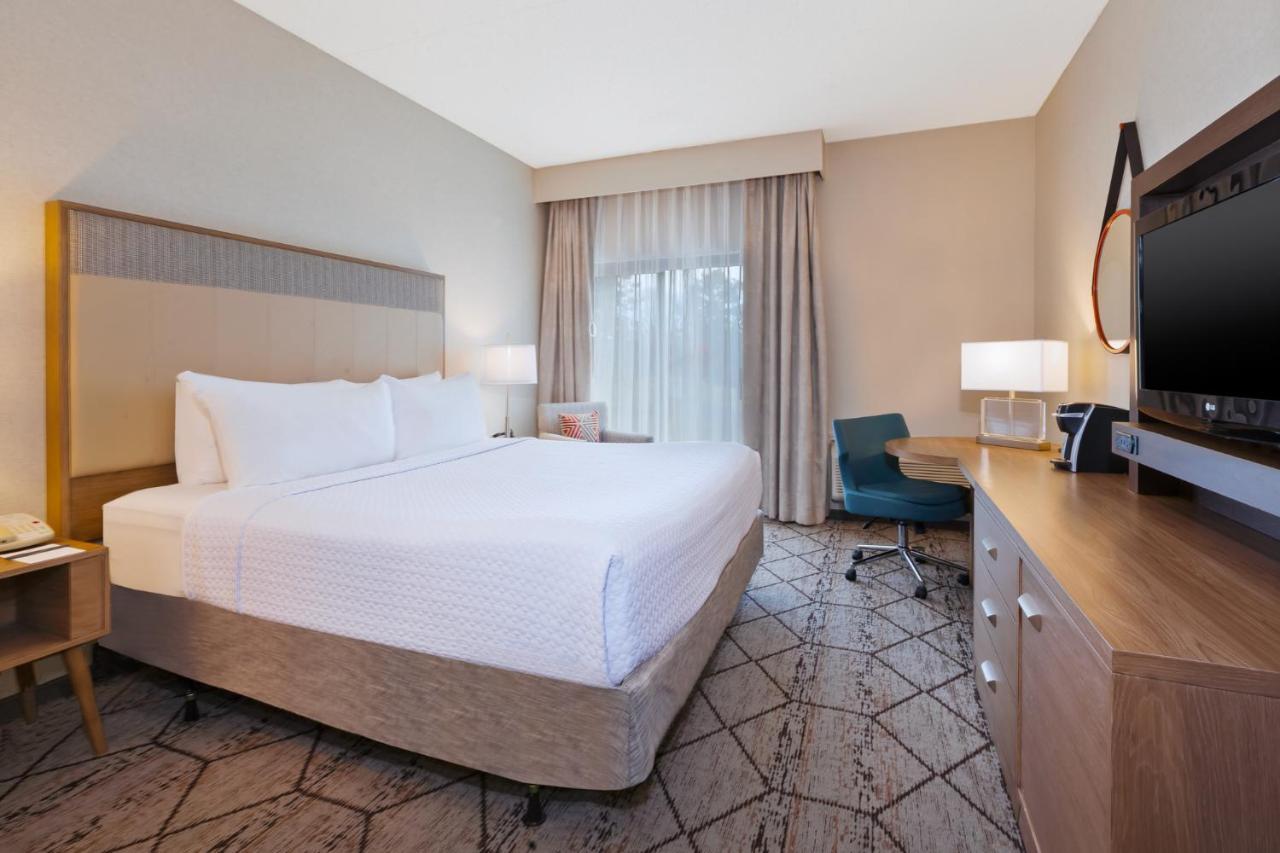 Hotel Crowne Plaza Columbus North - Worthington By Ihg Exterior foto