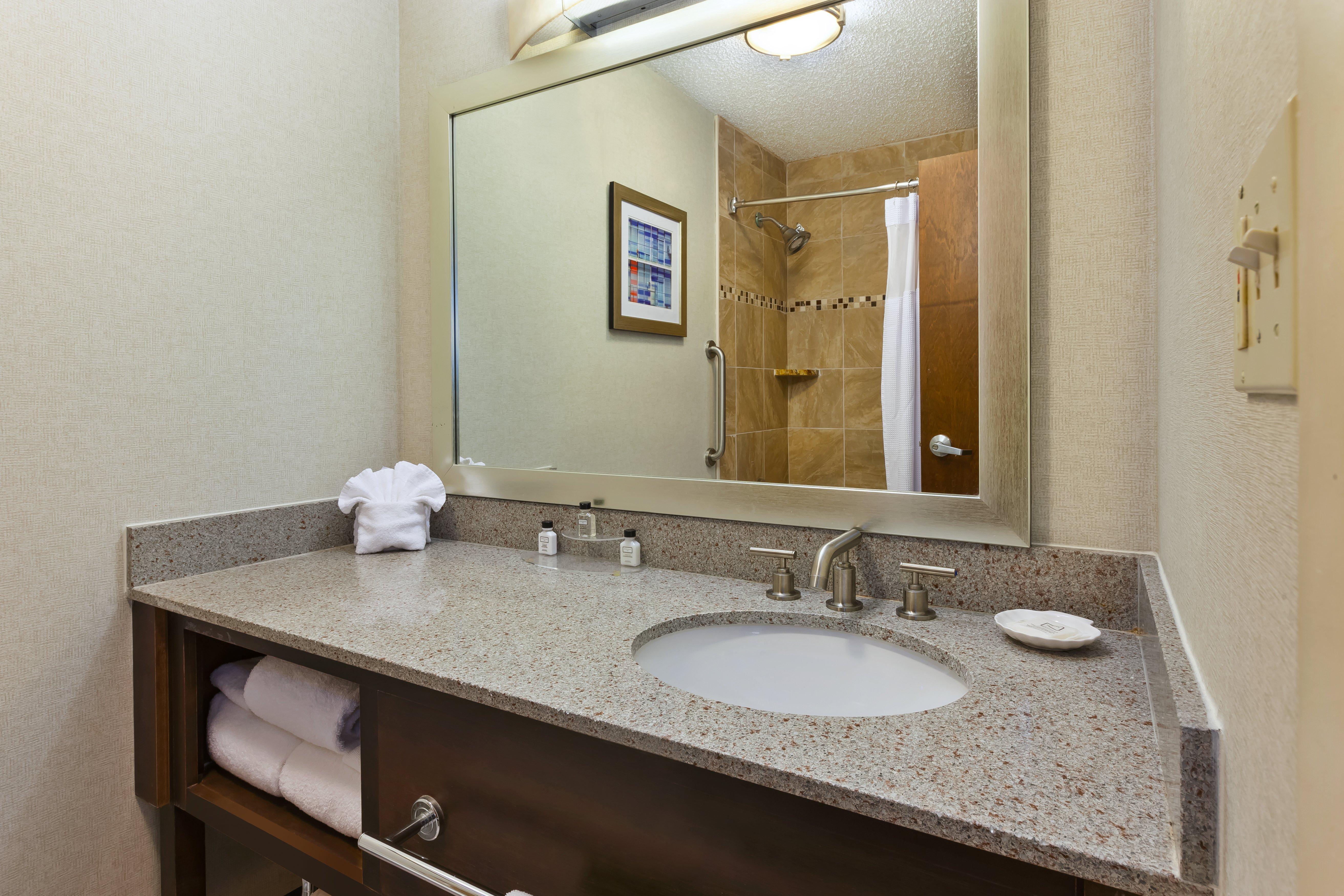 Hotel Crowne Plaza Columbus North - Worthington By Ihg Exterior foto