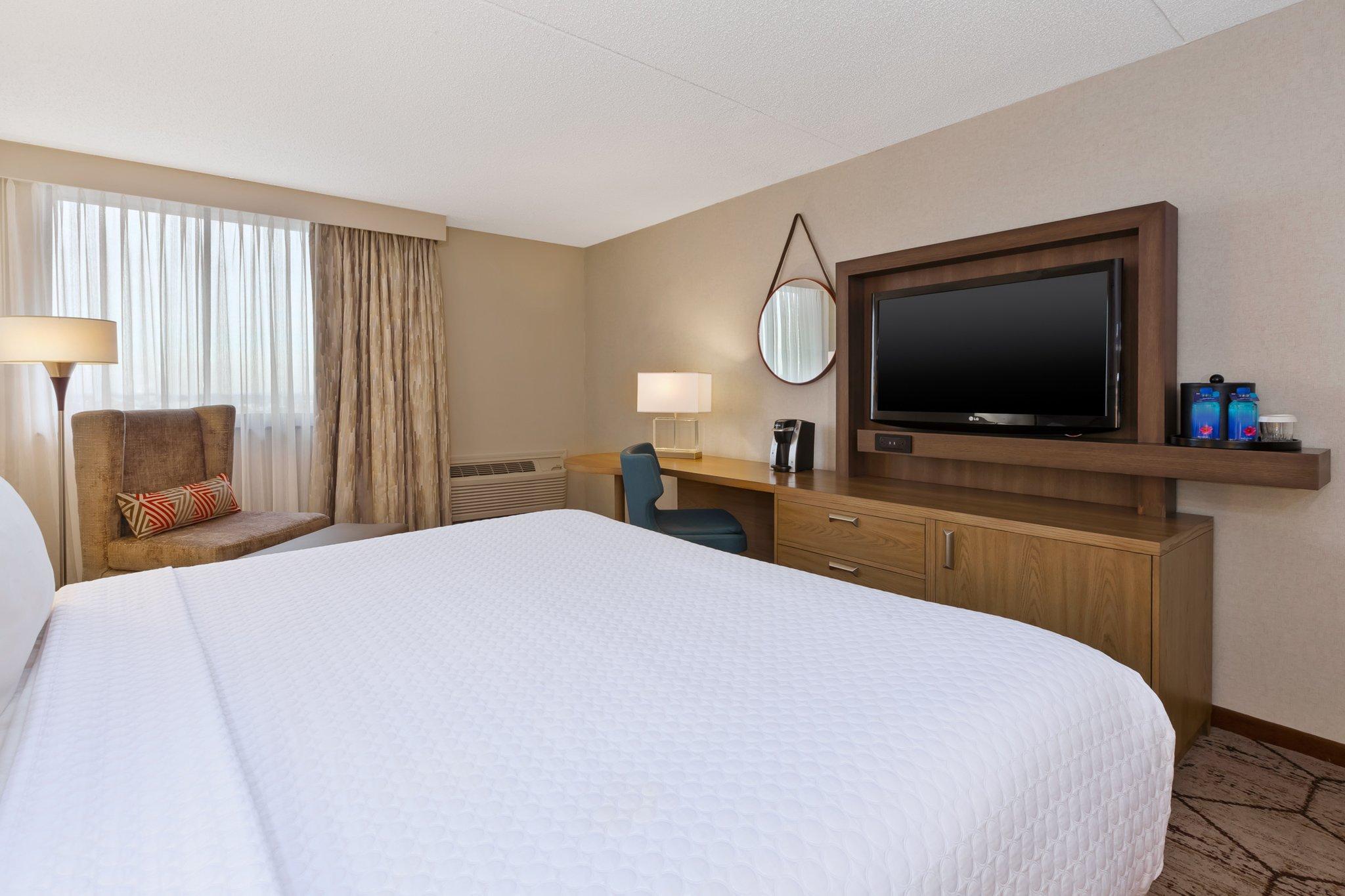 Hotel Crowne Plaza Columbus North - Worthington By Ihg Exterior foto