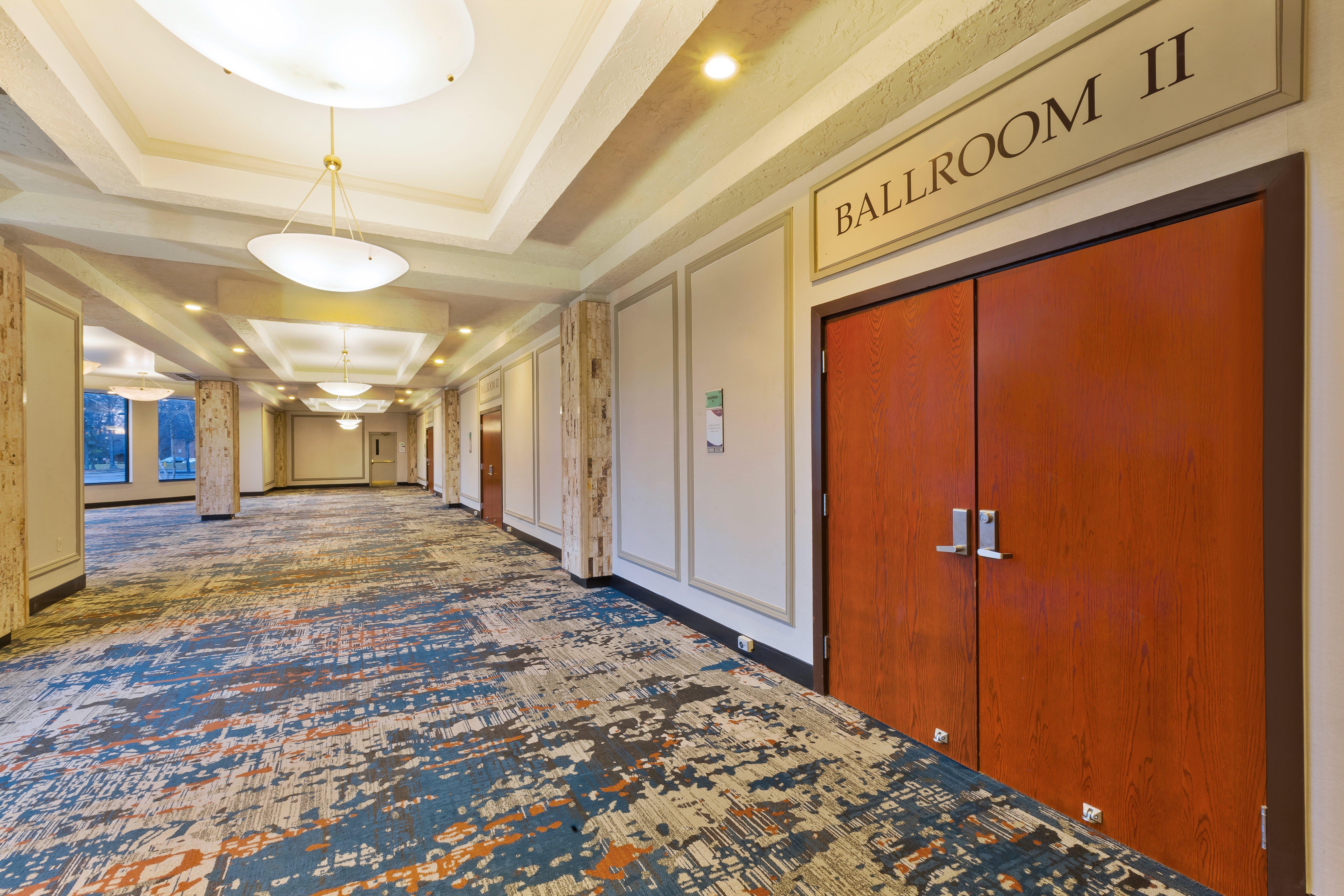 Hotel Crowne Plaza Columbus North - Worthington By Ihg Exterior foto