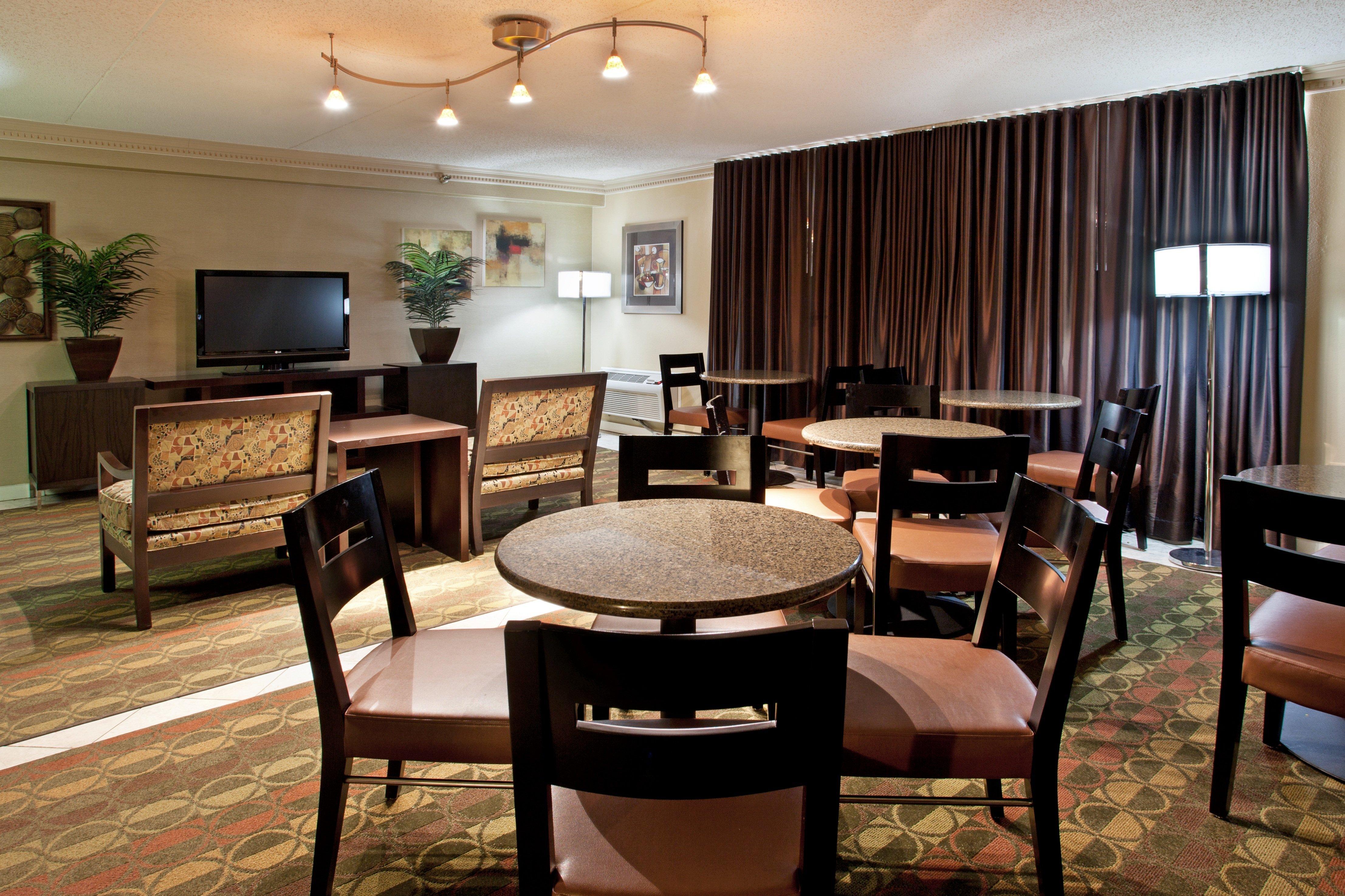 Hotel Crowne Plaza Columbus North - Worthington By Ihg Exterior foto