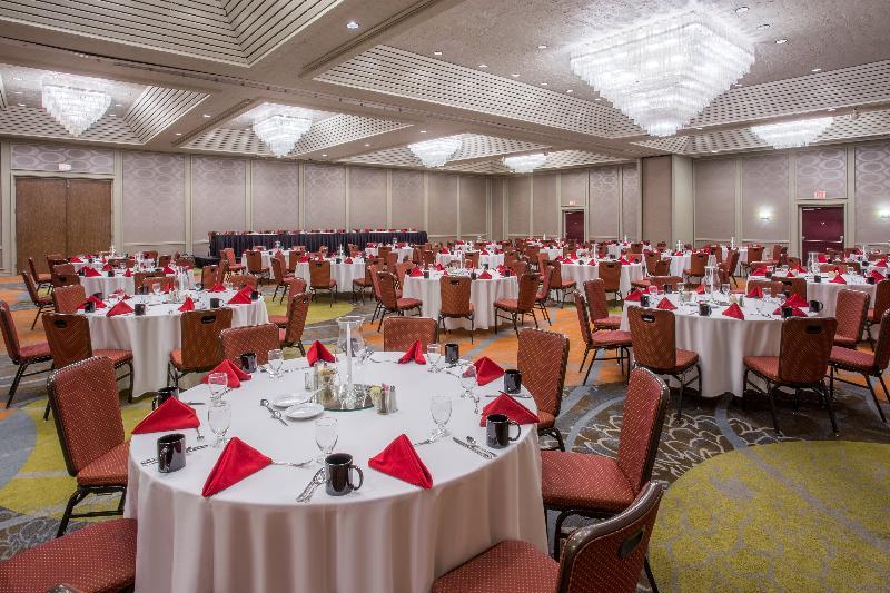Hotel Crowne Plaza Columbus North - Worthington By Ihg Exterior foto